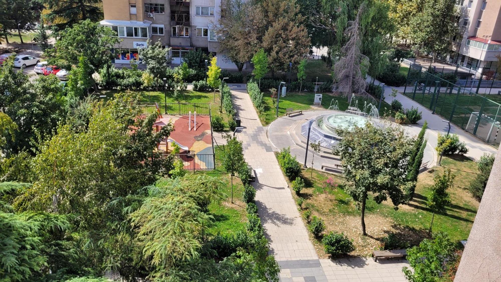 Soleil Central Apartments Skopje Exteriör bild
