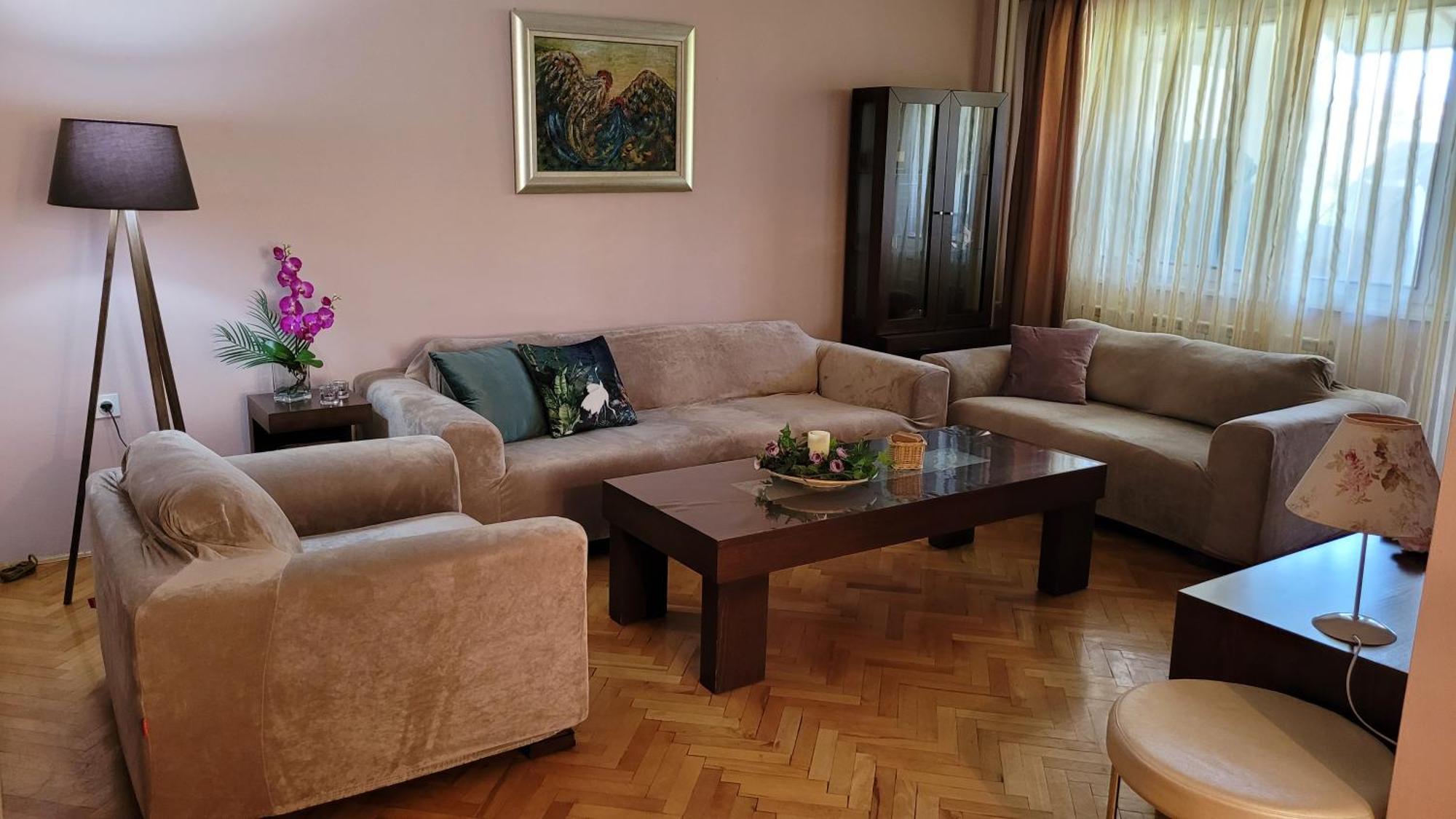 Soleil Central Apartments Skopje Exteriör bild